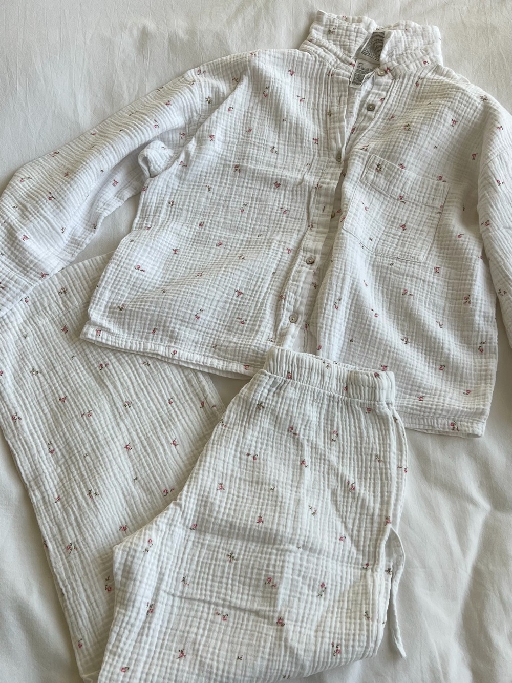 Floral cotton pajamas